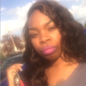 Meet your Posher, Breaisa